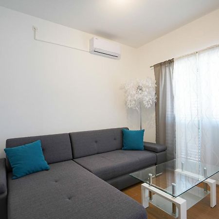 Tj Apartment 1 Zadar Ngoại thất bức ảnh