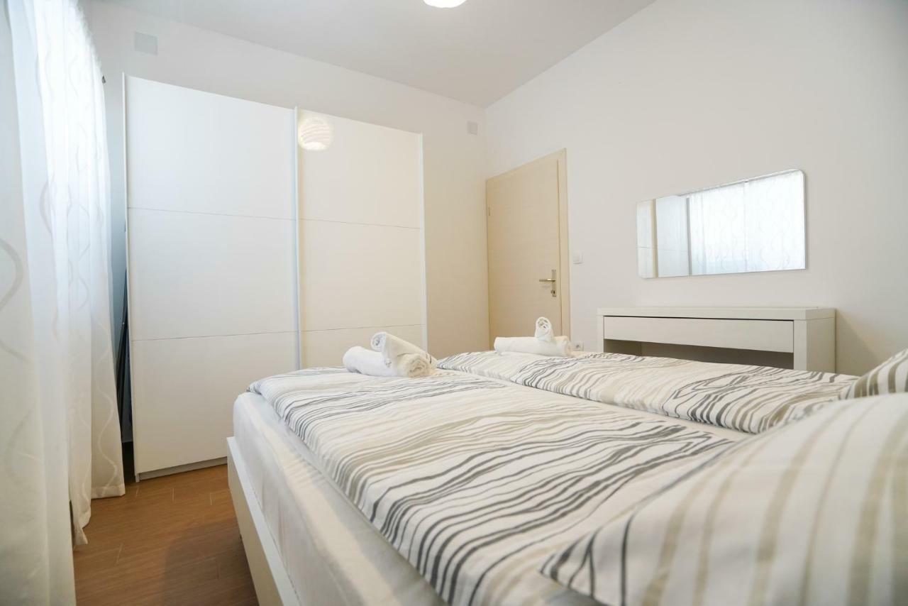 Tj Apartment 1 Zadar Ngoại thất bức ảnh